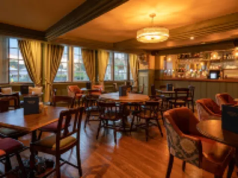 Prince of Burford Hotels in Burford