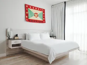 Bungalow Hotel