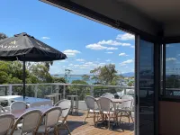 Bridport Bay Inn Hotels in Bridport