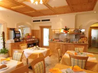 Hotel Stamserhof Hotels in Andrian