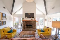Cottages at Julep Farms Hotels in Dillard