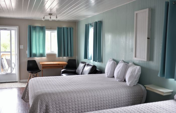 Jackfish Lake Cottages Motel