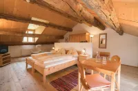 Gasthaus & Hotel Berninahaus Hotels in Poschiavo