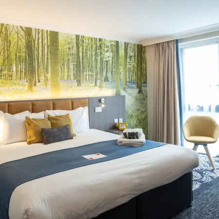 Burleigh Court Hotel and Leisure