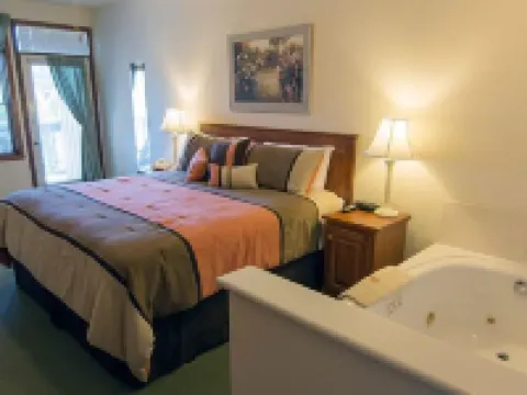Scandinavian Lodge Hotels in Sister Bay