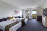 Best Western Plus Apollo International Hotel