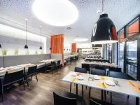 SevenDays Hotel BoardingHouse - servizio colazione
