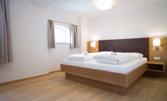 Lake View Suites Villa Julia by we Rent