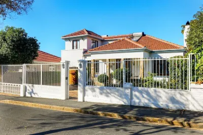 Villa Garda B&B Hotels near University of Cape Town