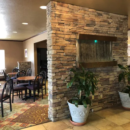 Days Inn by Wyndham Bernalillo