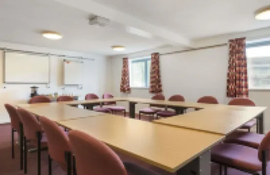 デイズ イン バイ ウィンダム ウィンチェスター M3 ウィンチェスターのホテル