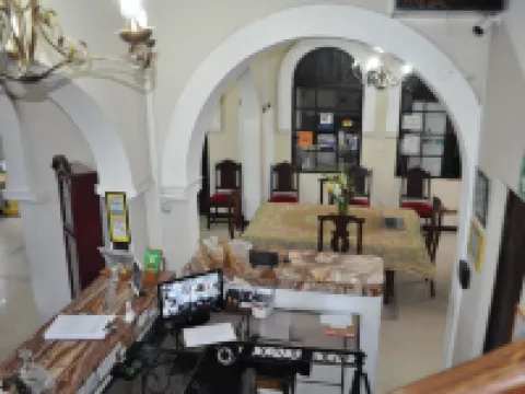 オスタル ラ マヒア デ ウユニ ウユニのホテル