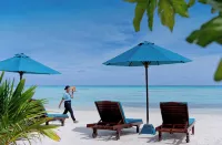 Canareef Resort Maldives - Beach