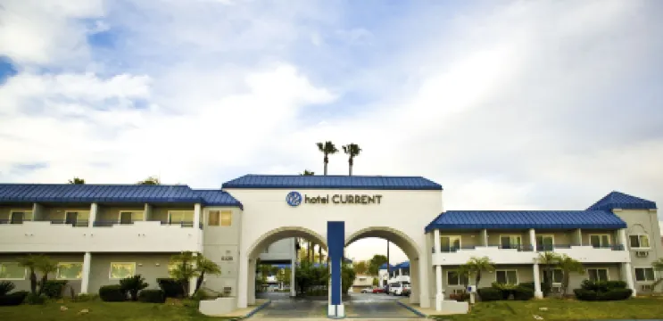 Hotel Current