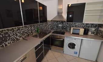AB Apartment 39