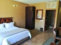 Africlassic River Lodge- Rivonia - Pensionat