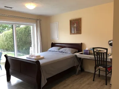 Richmond Vancouver Airport Comfy Home Hotels in Delta