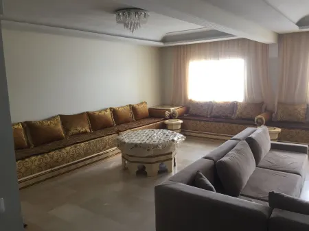 Appartement de Luxe A Wilaya de Tetouan Отели рядом с достопримечательностью «CTM»