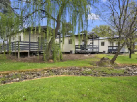 內陸假日公園酒店 曼斯菲爾德酒店