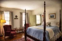 Centennial House Hotels in Franklin County