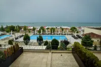 Iaki Conference & Spa Hotel - Pools