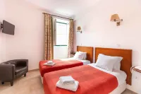 Villa Marquez Hotel dekat Farol de Vila Real de Santo Antonio