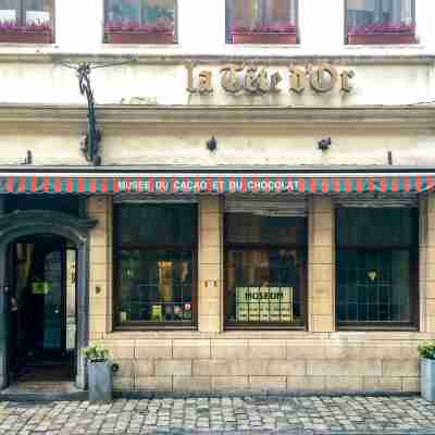 Brussels Apartments Luxury Hotel Exterior