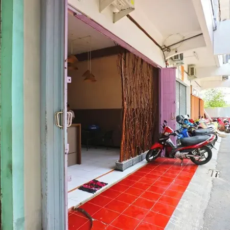 Pondok Backpacker City Square