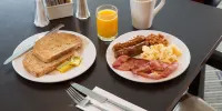 Holiday Inn Express LEEDS CITY CENTRE - ARMOURIES by IHG - Bữa sáng
