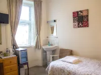 Hazeldene Guest House Hotels in Perth