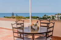 Apartamentos Guadalpin Suites - con vistas al mar