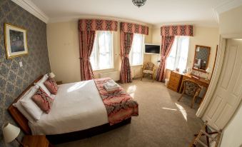 Farnley Tower Guesthouse