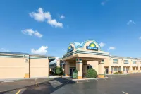 Days Inn by Wyndham Oklahoma City Fairground Các khách sạn ở Thành phố Oklahoma
