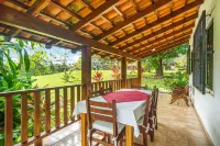 Guacamaya Lodge Hotels in Emerald Woods