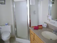 Four Creeks Bed&Breakfast Hotels in 