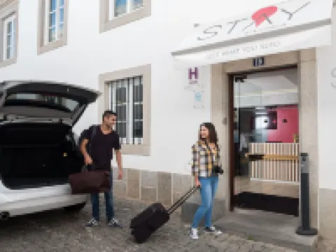 Stay Hotel Évora Centro โรงแรมในแอวูรา