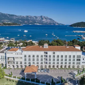 Crowne Plaza Budva by IHG