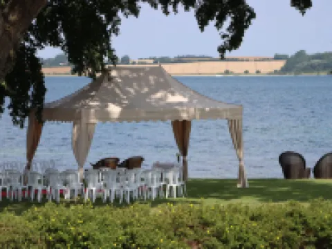 Ballebro Færgekro فنادق في سوندربورغ