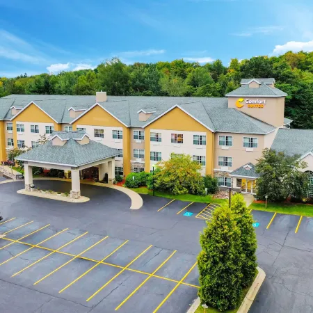 Comfort Suites