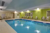 Hampton Inn Boston - Westborough - Swimmingpools