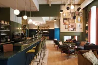 스퀘어 로지 호텔 라 로슈 슈르 욘 - 핸드라이튼 컬렉션