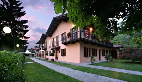 Cannon d'Oro Hotels in Casalborgone
