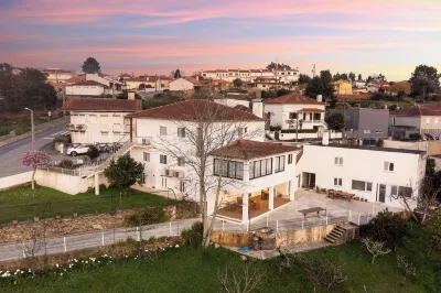 Guest House A Loja do Cantoneiro Hotels in Palmaz