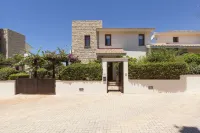 Aphrodite Hills Rentals - Junior Villas Hotels in Kouklia