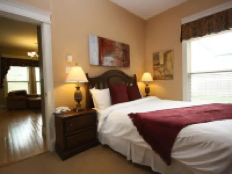 Windmill Walk Hotels in Dartmouth