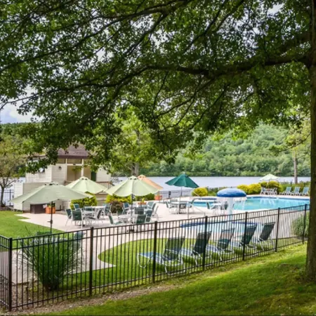 Cozy Pocono Mountain Escape