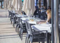 Hotel Risech - Bữa sáng