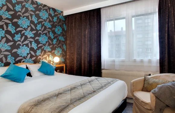 聖艾蒂安南 - Logis酒店 du Midi