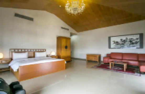 ลากอส โอเรียนทัล โรงแรม
