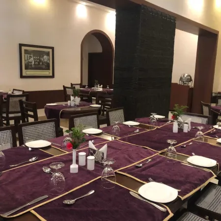 Chanakya Bnr Hotel